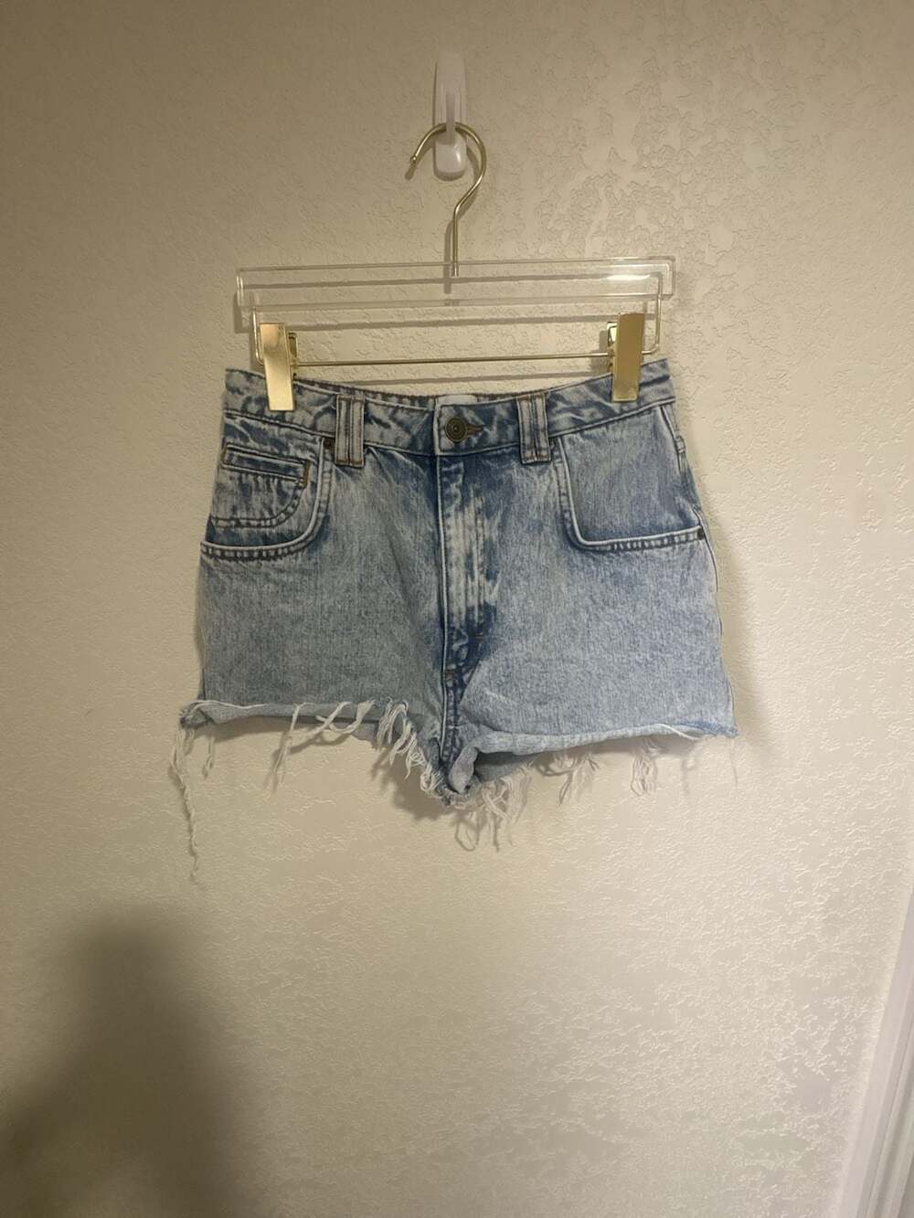 BDG Urban Outfitters Denim Shorts Size 27 Acid Wash Cut Off